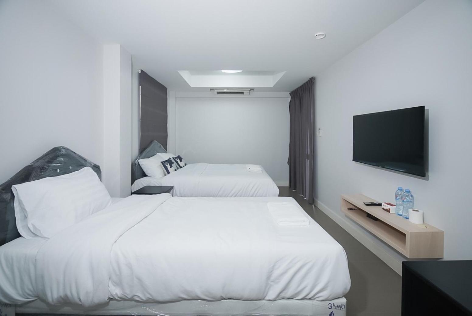 Mitr Inn Mrt Samyot Station - The Grand Palace Банкок Екстериор снимка