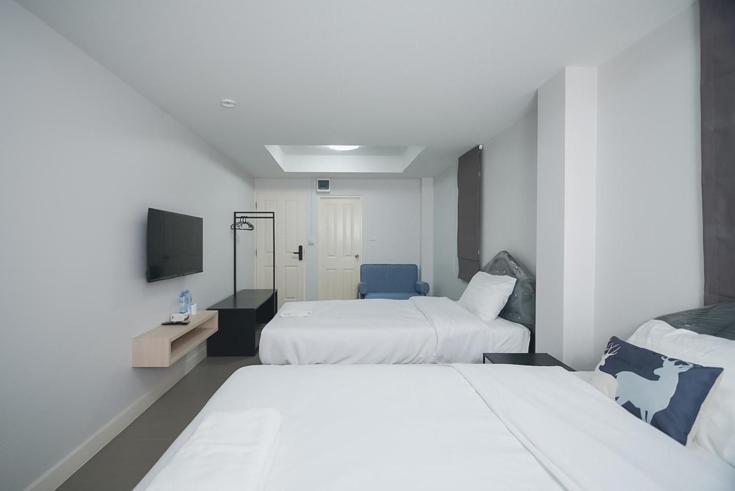 Mitr Inn Mrt Samyot Station - The Grand Palace Банкок Екстериор снимка