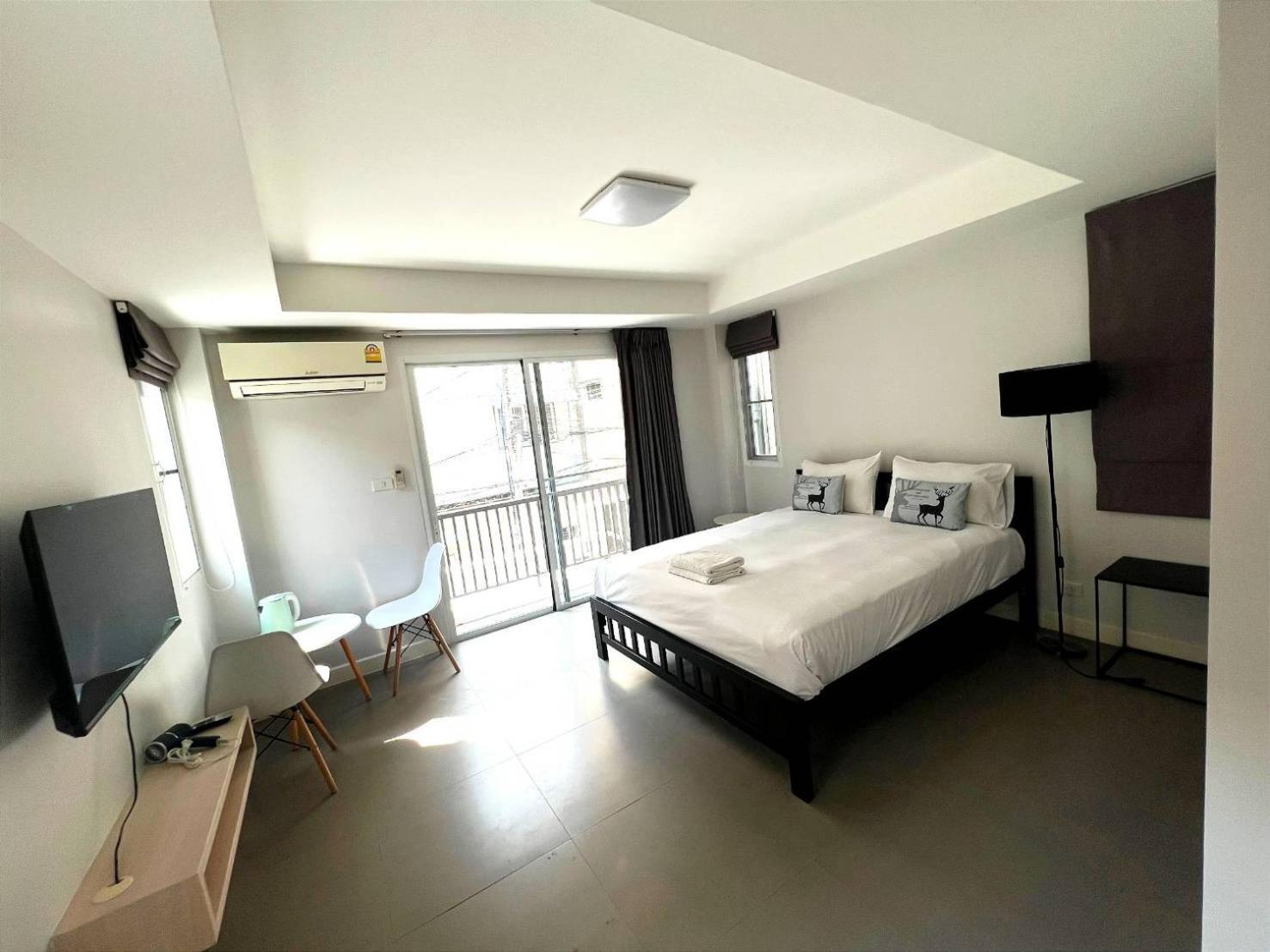 Mitr Inn Mrt Samyot Station - The Grand Palace Банкок Екстериор снимка